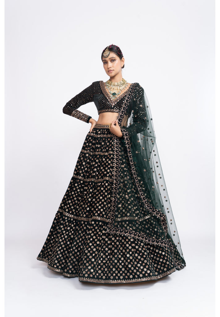 indian clothes uk, india clothing, indian outfit women, indian clothes online uk, dress indian, indian dresses uk, indian lehengas, gown india, traditional indian dresses, dresses for wedding wear, dresses for cocktail, wedding outfits indian, anarkali, evening dresses for party, bridal asian outfit, Lehenga, Lehnga, Shoulder veil dress, Indian partywear, Ethnic fashion, Bollywood outfit, Green Lehenga Set, Floral Lehenga Set